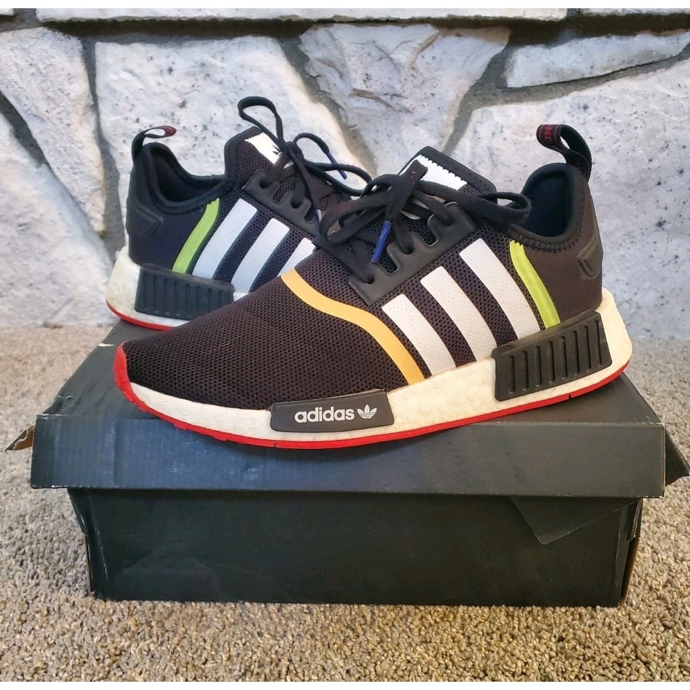 Adidas Originals NMD R1 J Youth Kids GS Black White 6Y Sneakers Boost GZ2100